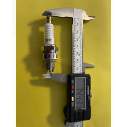 Bougie pour moteur thermique 4 temps, à partir de 5 cv 